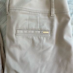 White House Black Market - Slim Ankle Perfect Form Pants - Ecru